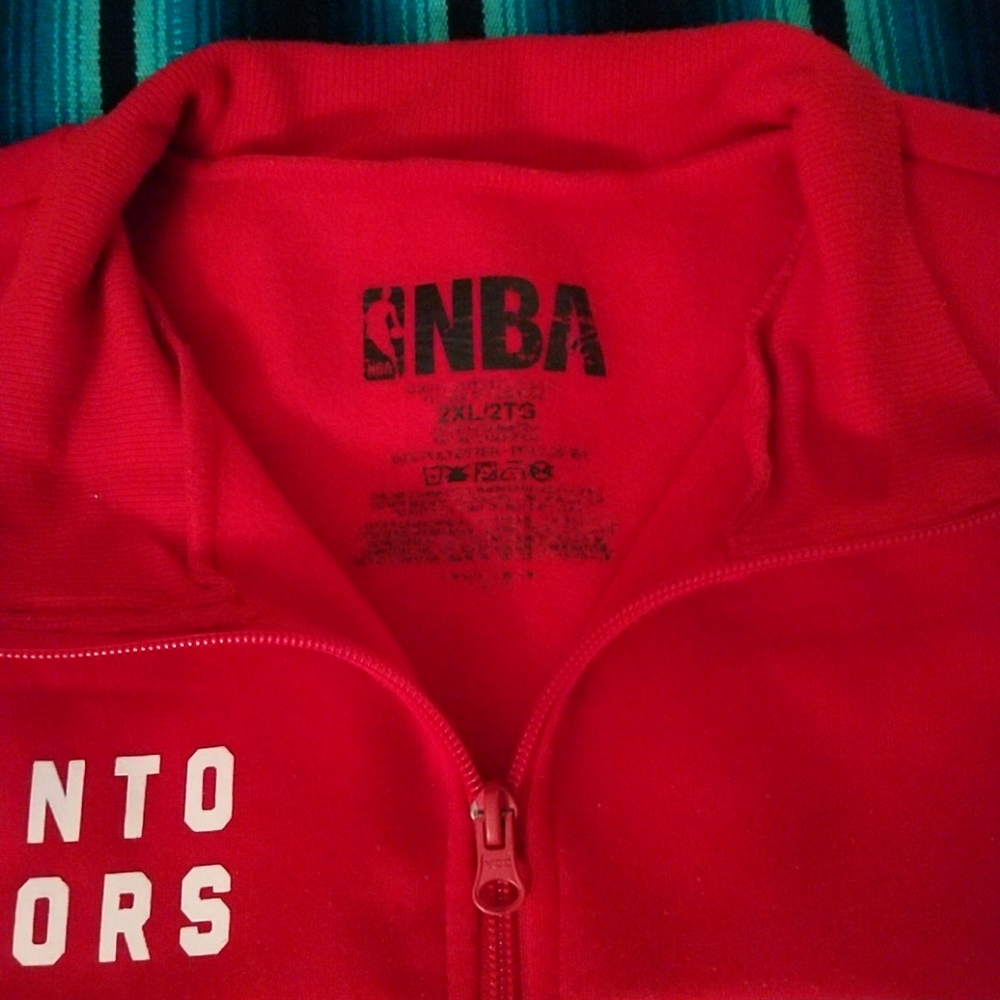 NBA Toronto Rapters Sweater - Picture 5 of 7